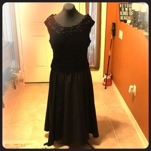 Vintage black velvet satin-dress Jessica Howard